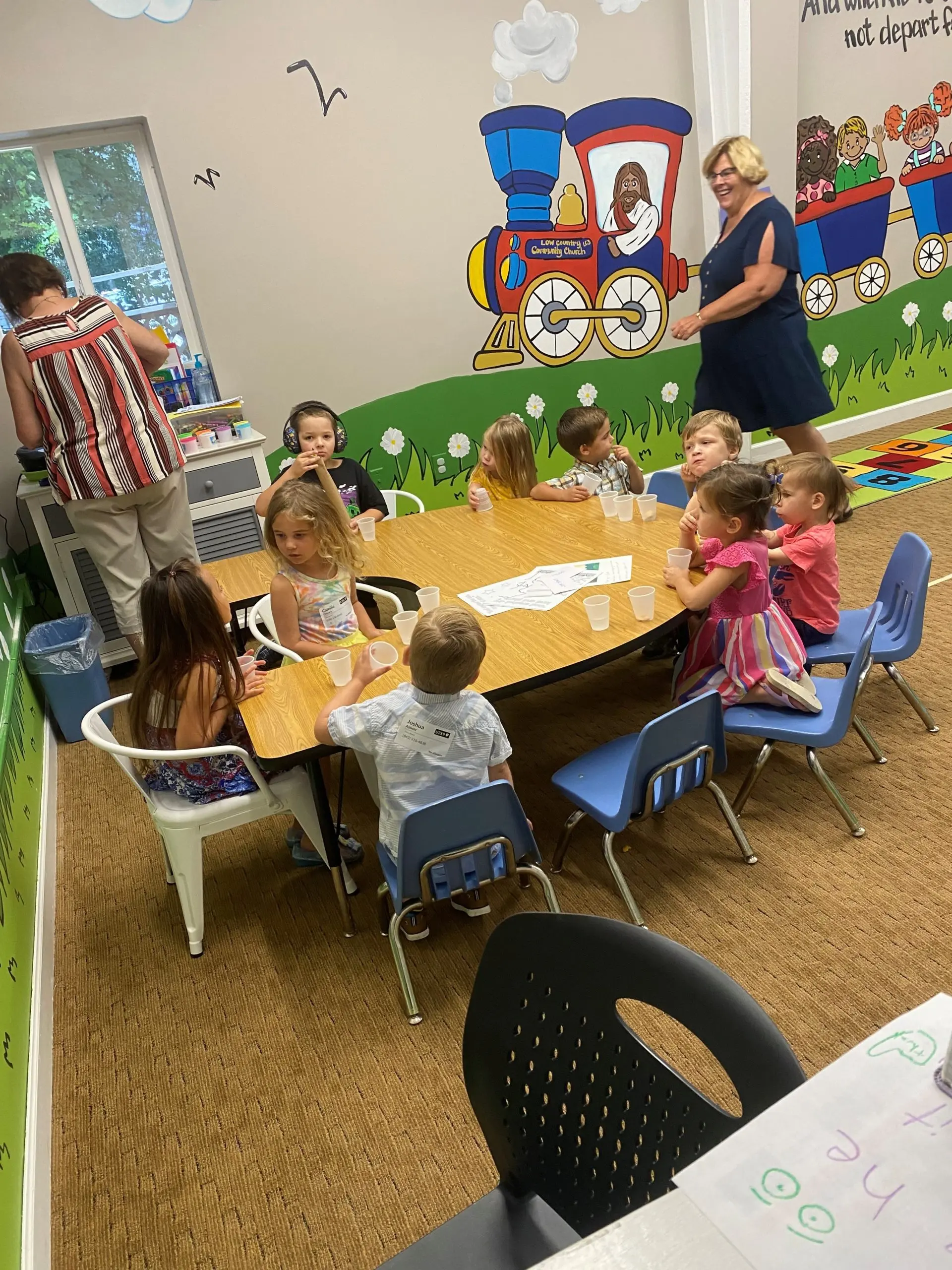 kids-in-class2-scaled-1